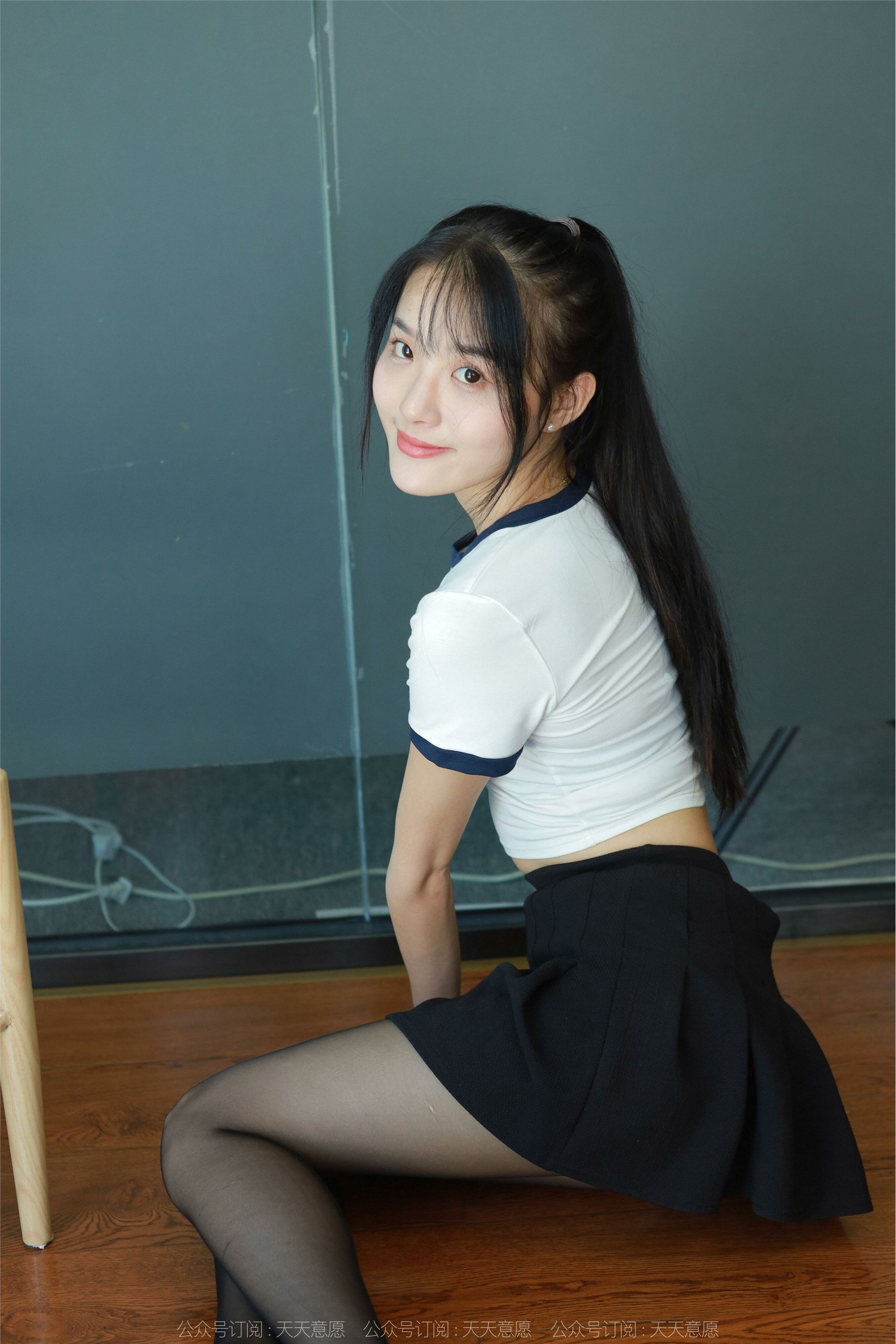 IESS异思趣向  2022.09.28 丝享家 1221 婉萍《葡萄成熟时》